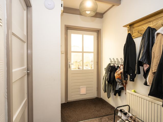Burgerhoutstraat 13, Den Burg