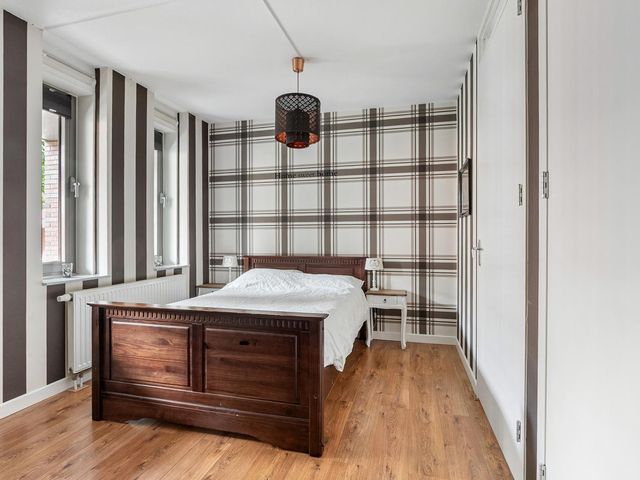 Nachtschade 150, Arnhem