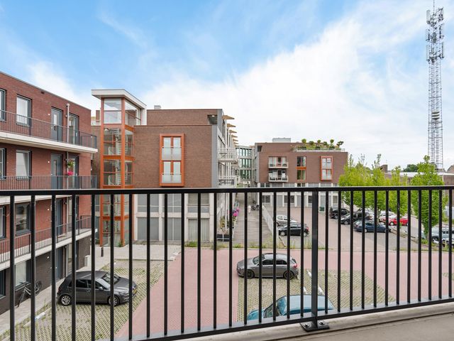 Bernhardlaan 50, Monnickendam