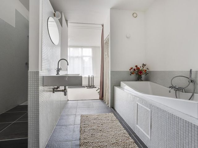 Berkelselaan 90B, Rotterdam