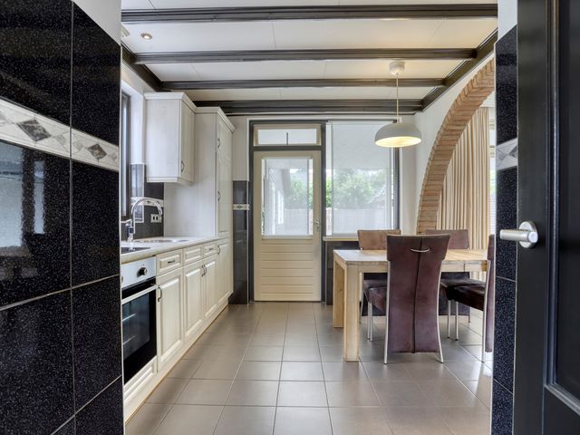 Korenveldstraat 4, Hapert
