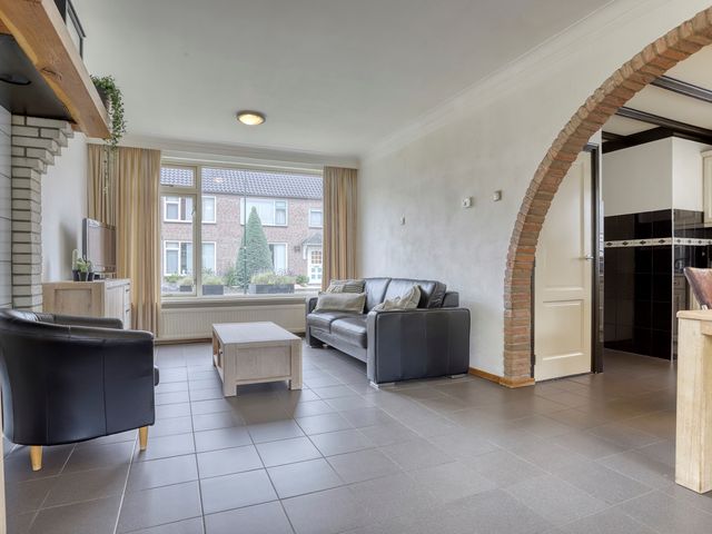 Korenveldstraat 4, Hapert
