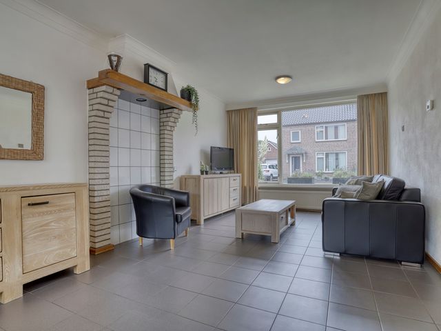 Korenveldstraat 4, Hapert