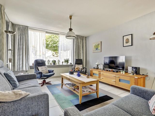 Strandloperstraat 36, Heinkenszand