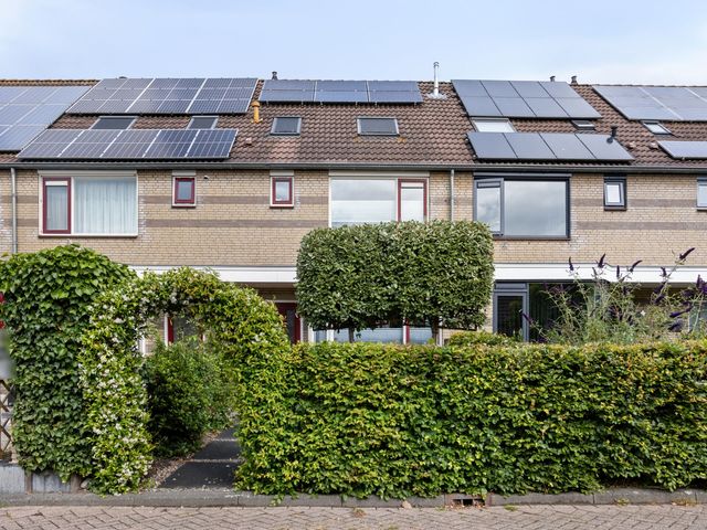 Boezem 5, Giessenburg