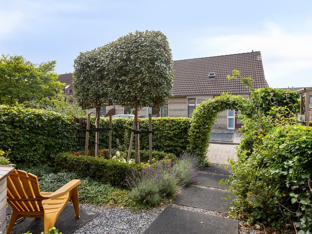 Boezem 5, Giessenburg