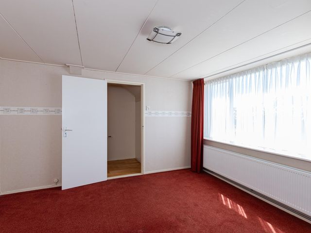Dorpsstraat 15, Oud-Alblas