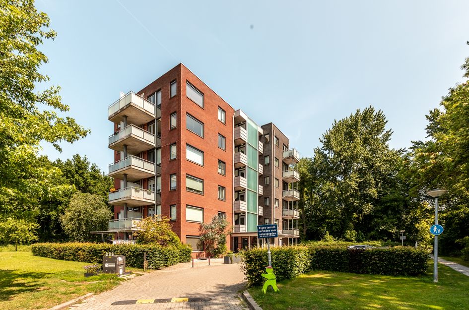Voorhof 88