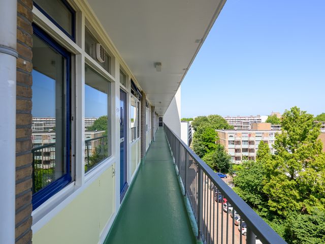 Leyweg 120, 's-Gravenhage