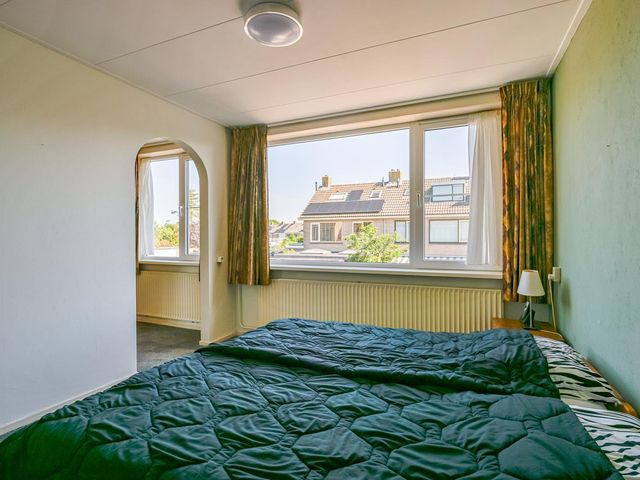 Woudrustlaan 50, Hensbroek