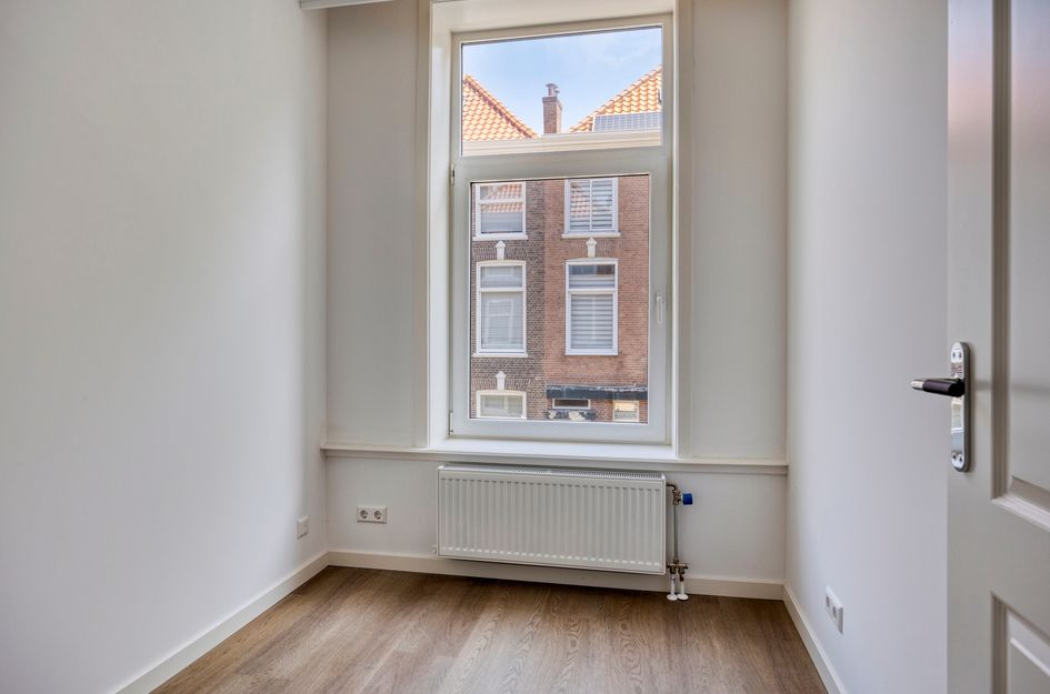 Helmersstraat 26
