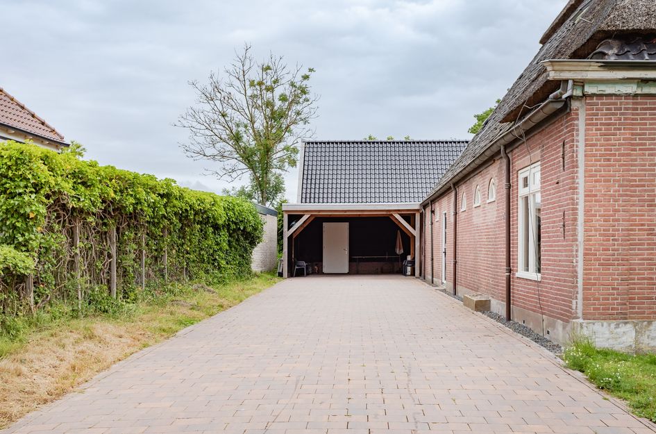 Dorpsweg 107