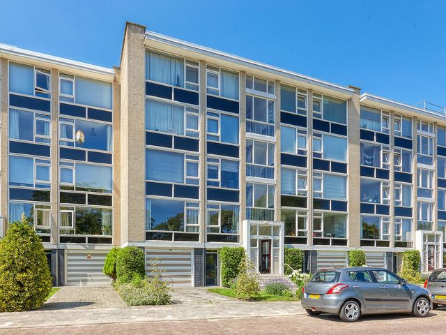 Smaragdhorst 413, 'S-Gravenhage