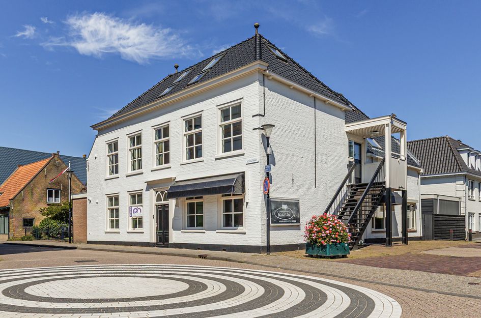 Kerkstraat 14