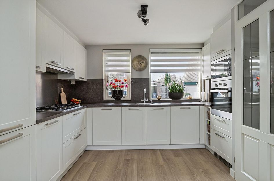 Lestevenonstraat 4