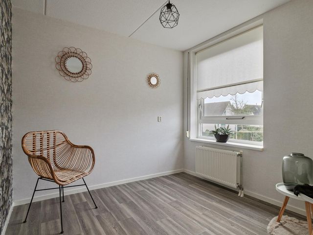 Lestevenonstraat 4, Strijen