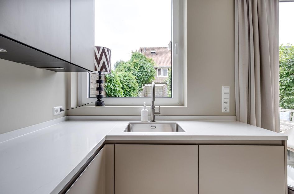 Cremerstraat 396