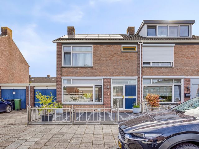 Rossinistraat 30, Terneuzen