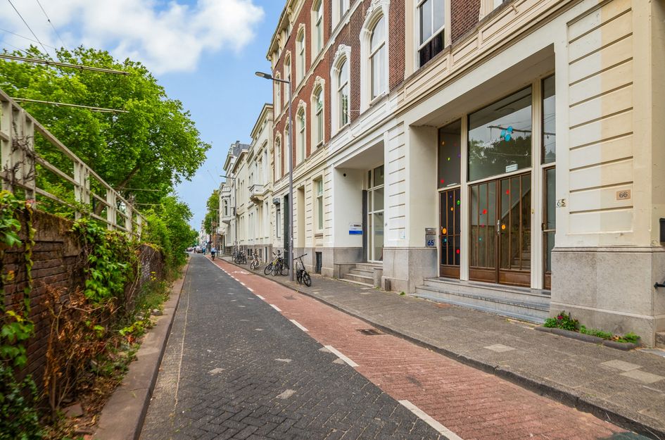 Eendrachtsweg 64D