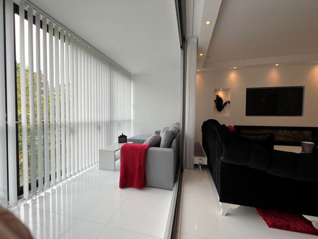 Laan Op Zuid 736, Rotterdam