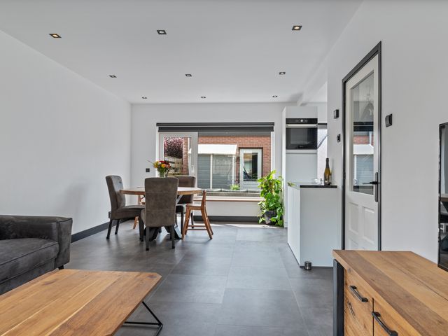 Vechtstraat 38, Purmerend
