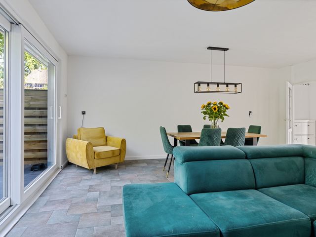Karveel 34, Hoorn