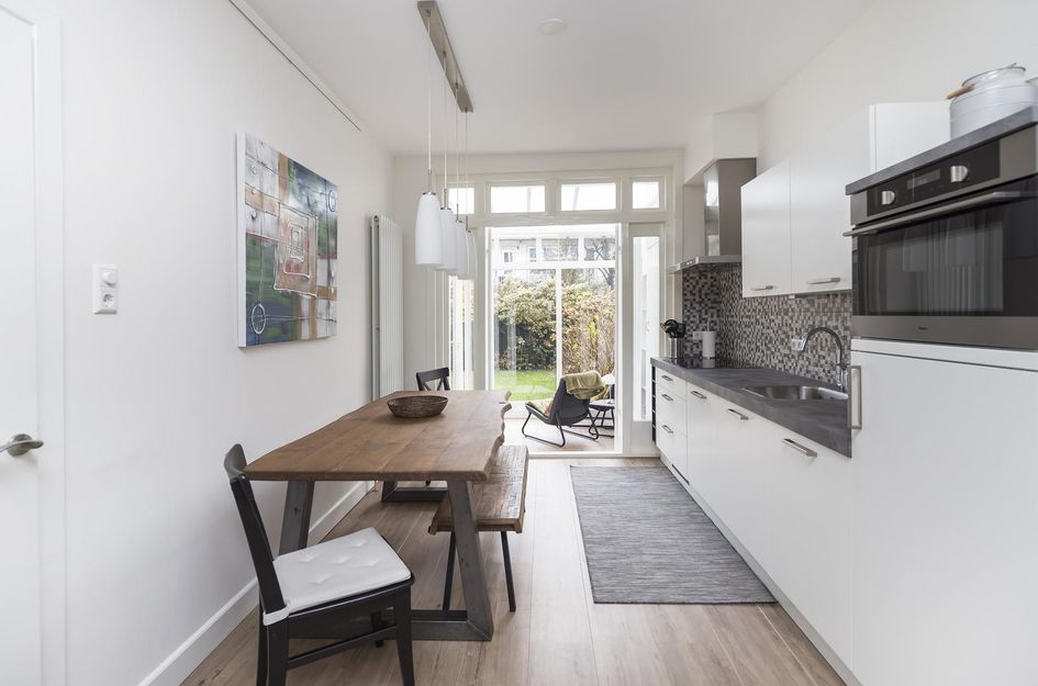 Paramaribostraat 104