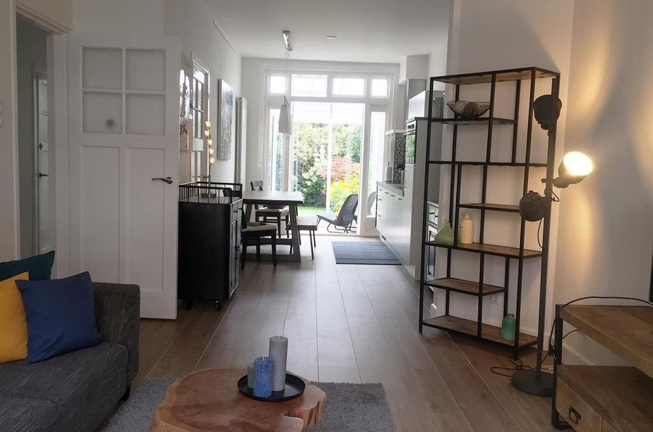 Paramaribostraat 104