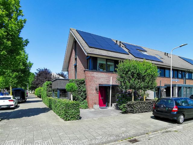 Mosselhoekplein 20, Tilburg