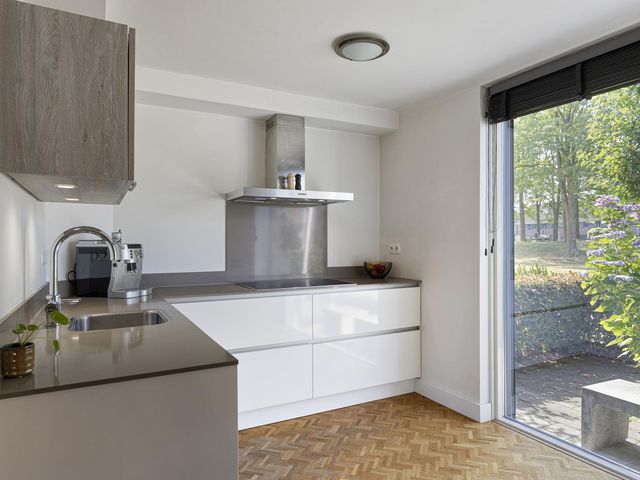 Mosselhoekplein 20, Tilburg