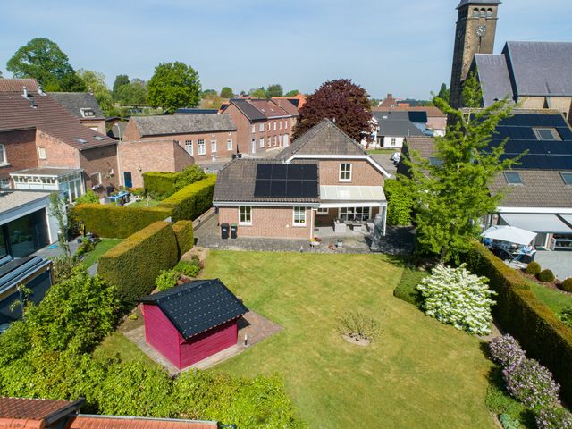 Pastoor Albertsstraat 10, Puth
