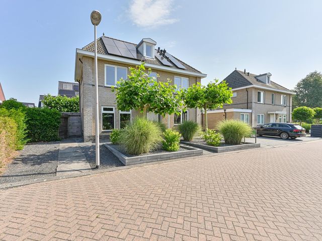 Meerval 4, Hoogeveen
