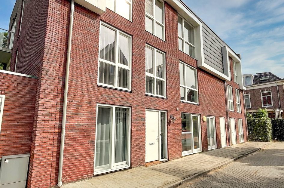Berkenhof 11