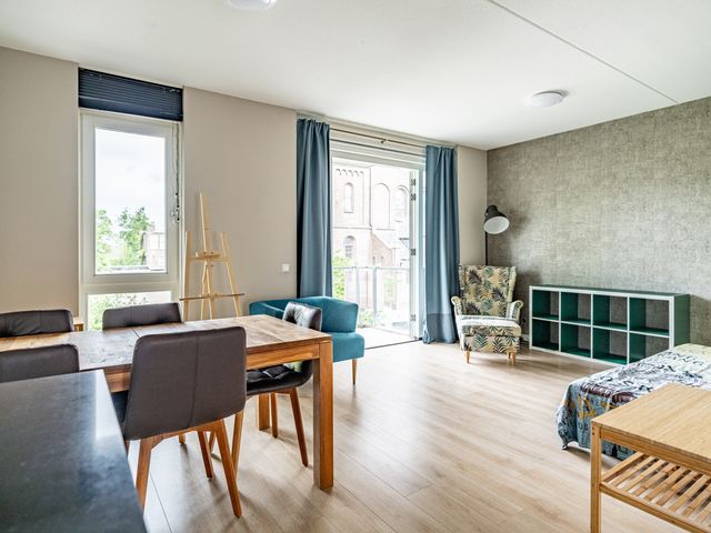 Berkenhof 11, Zoeterwoude