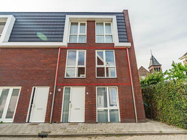 Berkenhof 11, Zoeterwoude