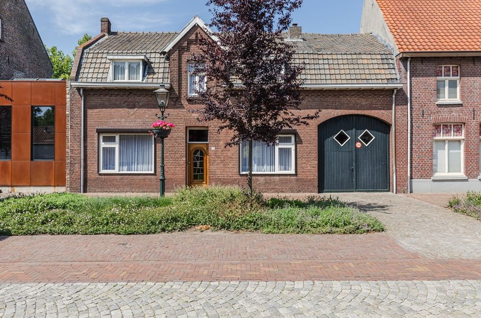 Singelstraat West 13