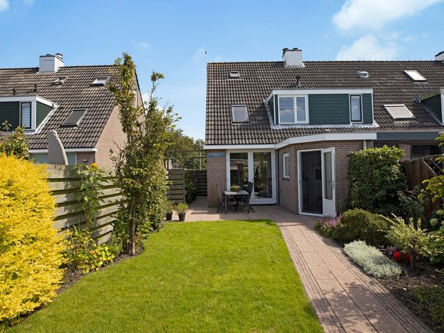 Stuurboord 30, Rijsenhout