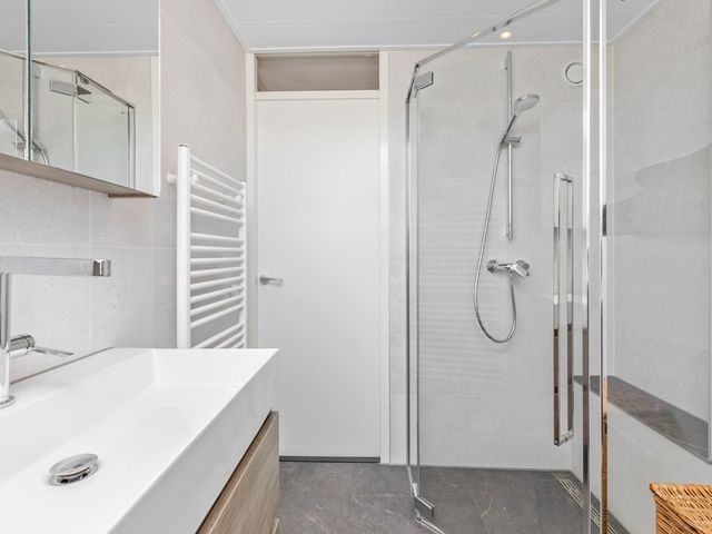 Stuurboord 30, Rijsenhout