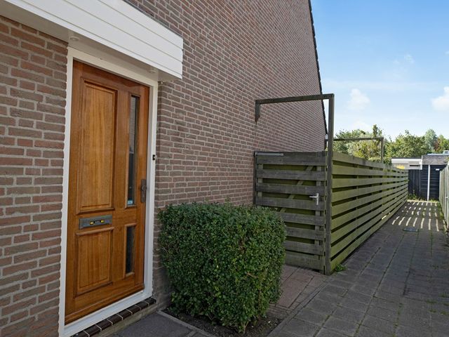 Stuurboord 30, Rijsenhout