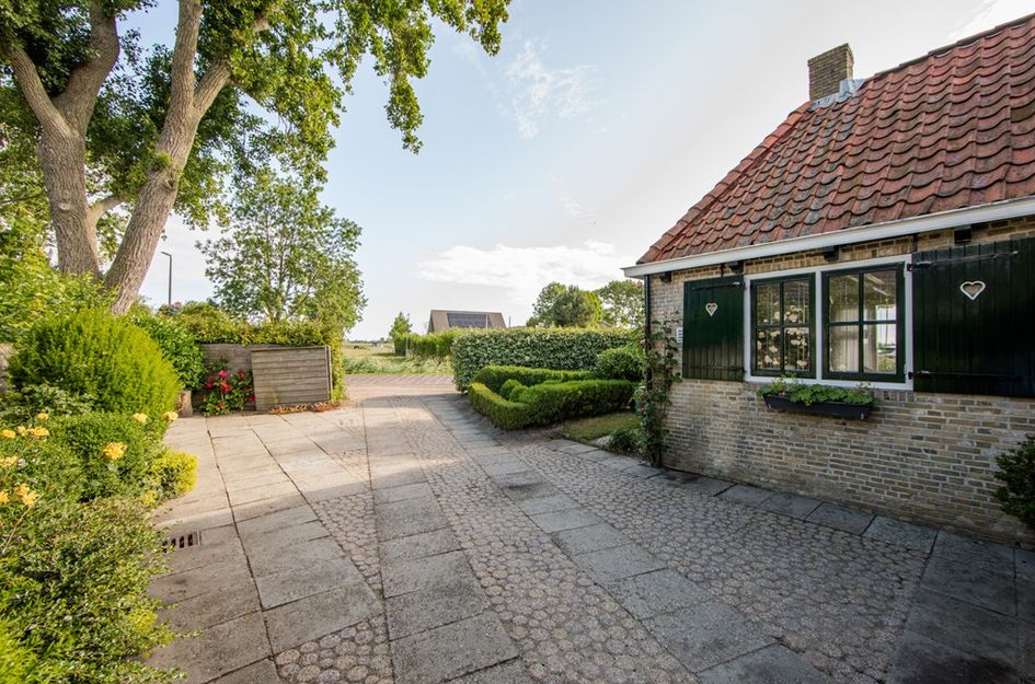Dorpsweg 27