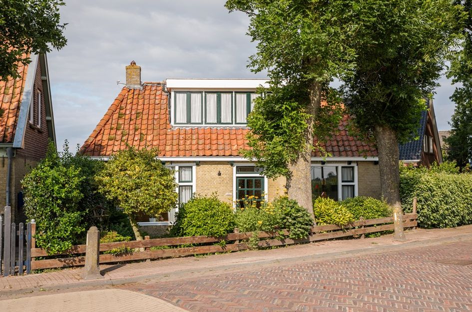 Dorpsweg 27