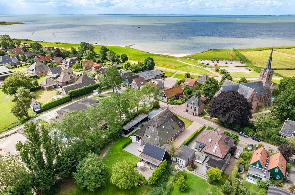 Dorpsweg 107