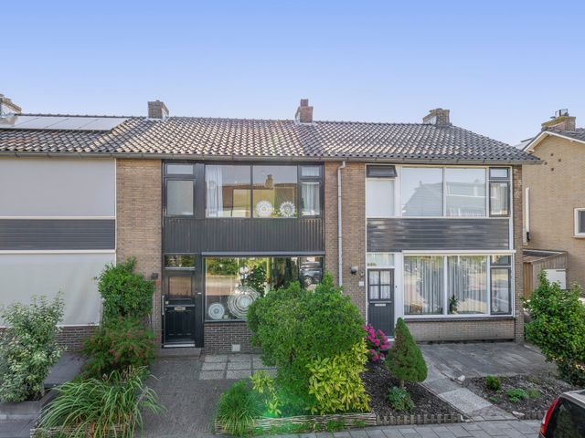 Anna Paulownastraat 17, Waddinxveen