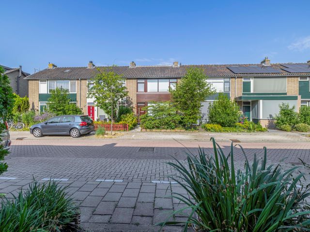 Anna Paulownastraat 17, Waddinxveen