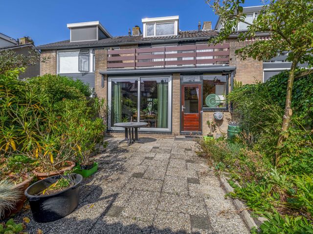 Anna Paulownastraat 17, Waddinxveen