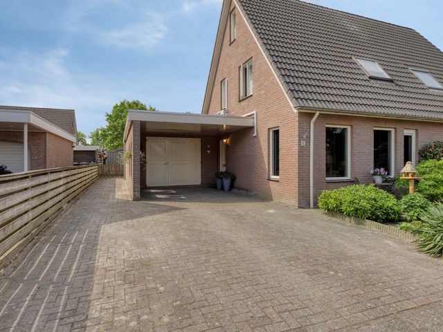Lavendelheide 8, Weiteveen