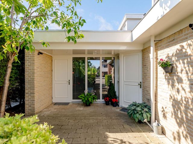 Landfort 96, Lelystad