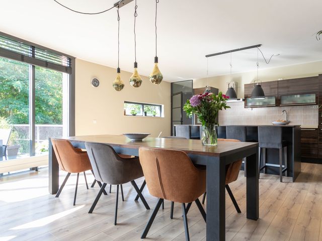 Schoorsteen 22, Aalsmeer