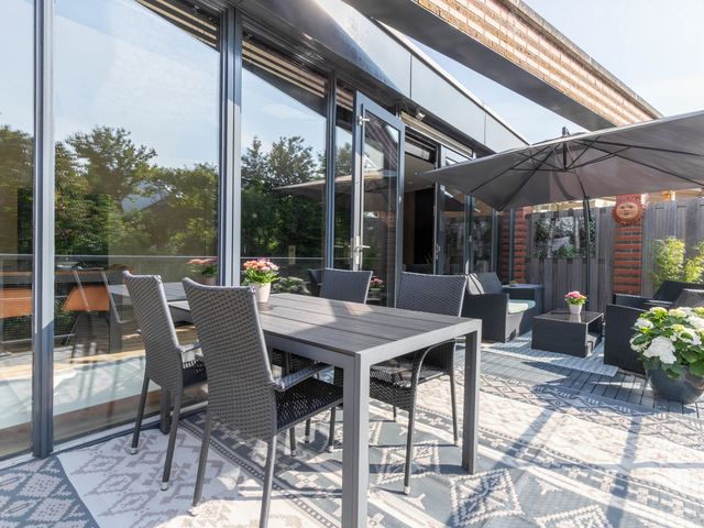 Schoorsteen 22, Aalsmeer