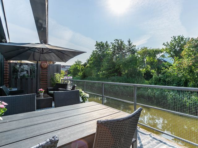 Schoorsteen 22, Aalsmeer